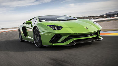 Lamborghini Aventador S Portal